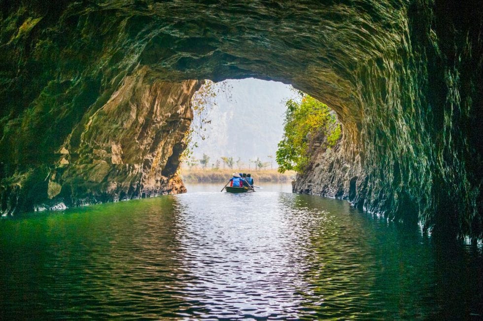 Thien-Ha-cave.
