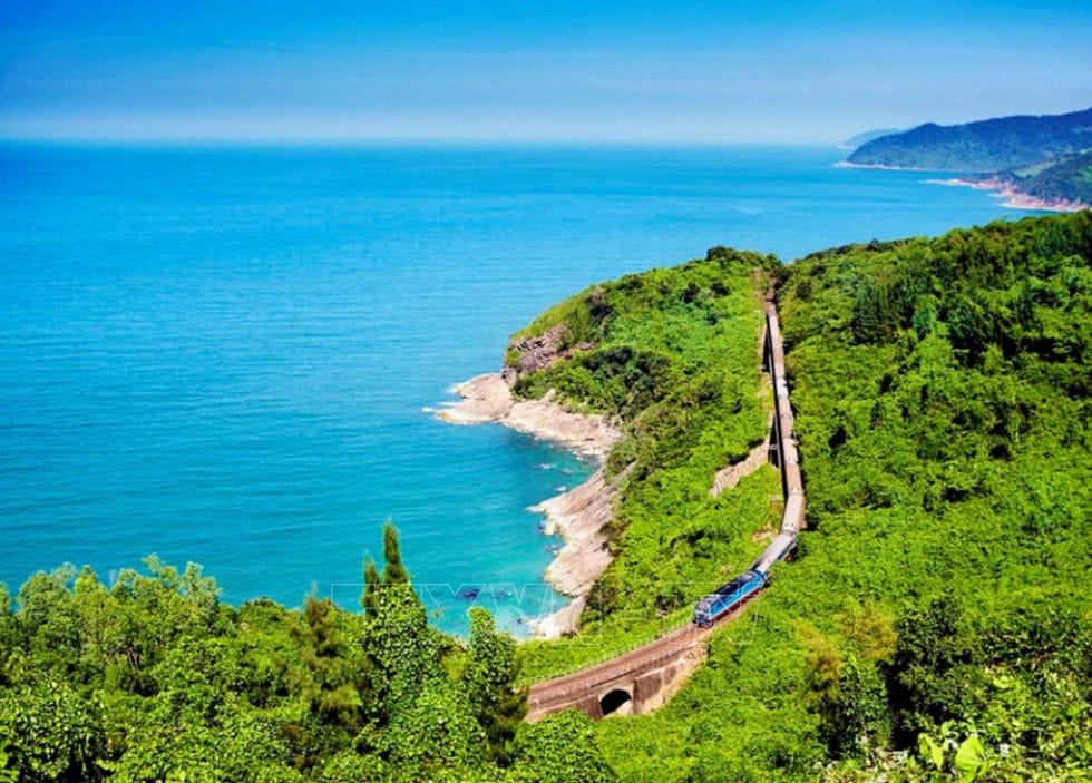 Train Thong Nhat