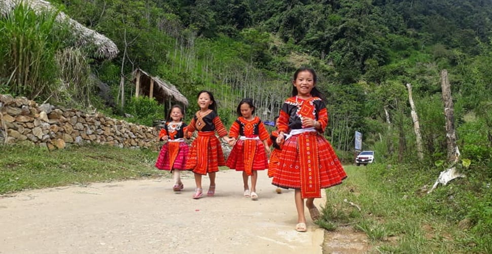 Fillettes ethnie H'mong-Hang Kia fillettes-hmong_Hang-kia