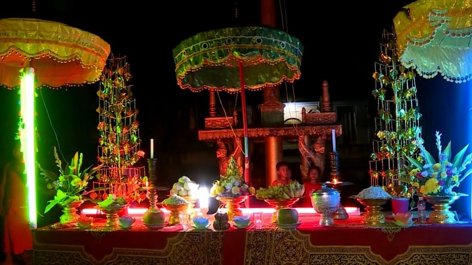 Ok Om Bok - Table des offrandes offrandes_okombok