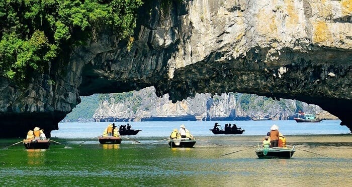 baie Lan Ha 7 choses voir et faire grotte luon