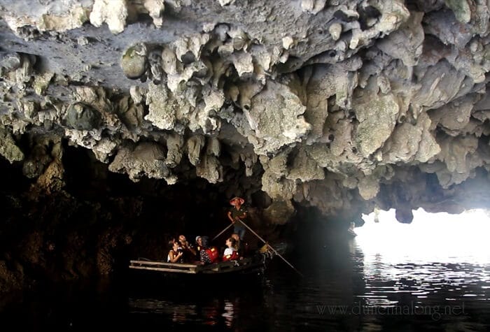 baie Lan Ha 7 choses voir et faire grotte sombre lumineuse