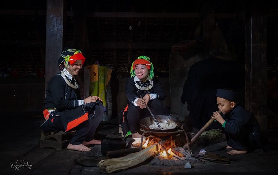 Hoang Su Phi femme dao tunique